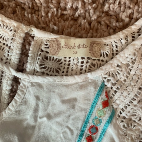 Aztec pattern lace tank - Picture 4 of 5